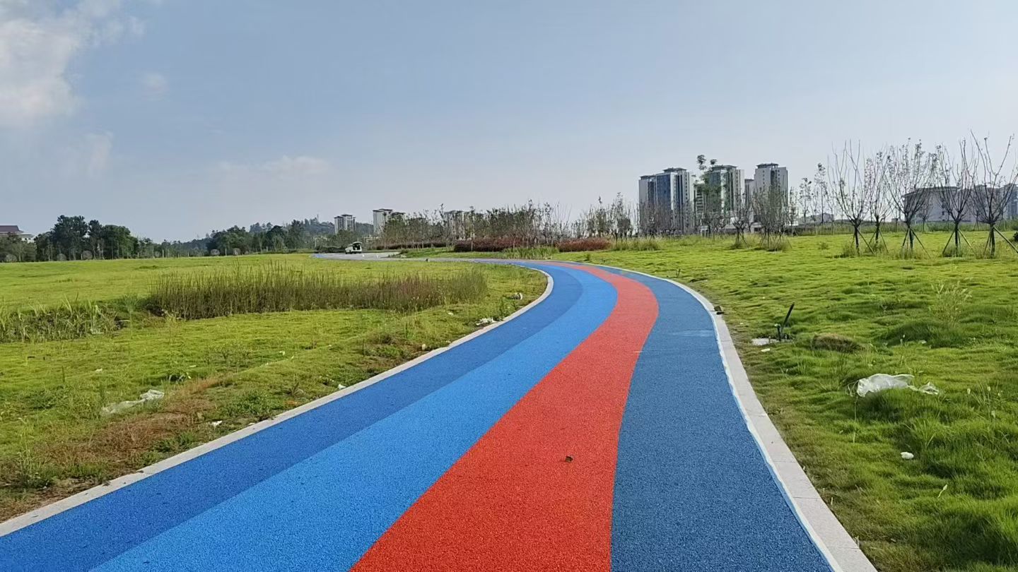 郑州路面改色漆批发，人行道改色漆，水泥路面改色漆销售厂家，直销工厂电话，联系方式18625515266，保昌涂料郑州站